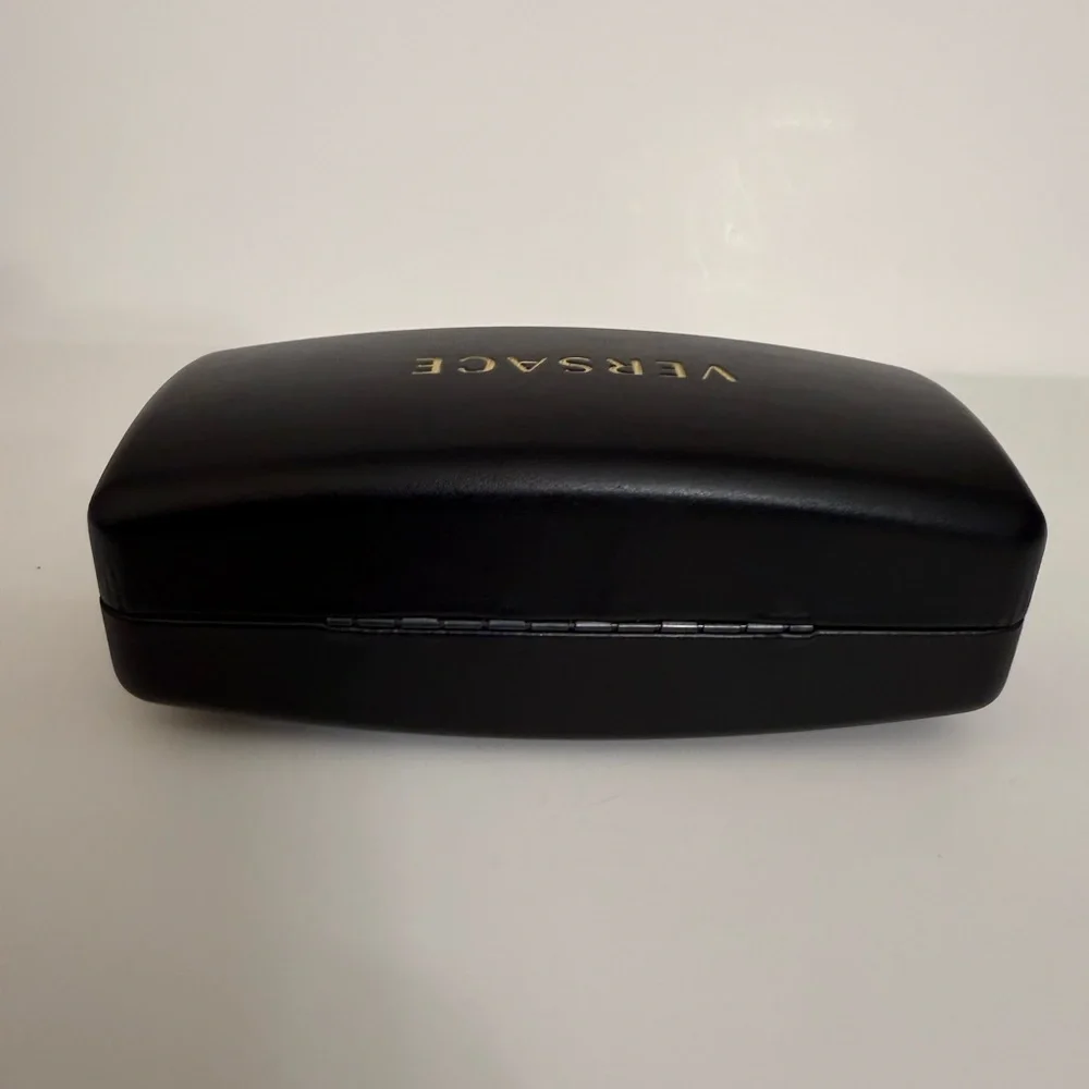 VERSACE sunglasses case BLACK AUTHENTIC SUNGLASSES CASE W/CLOTH , booklet - Picture 10 of 11